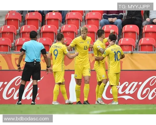 U20韦恩对决精彩瞬间回顾与战术分析全景展现